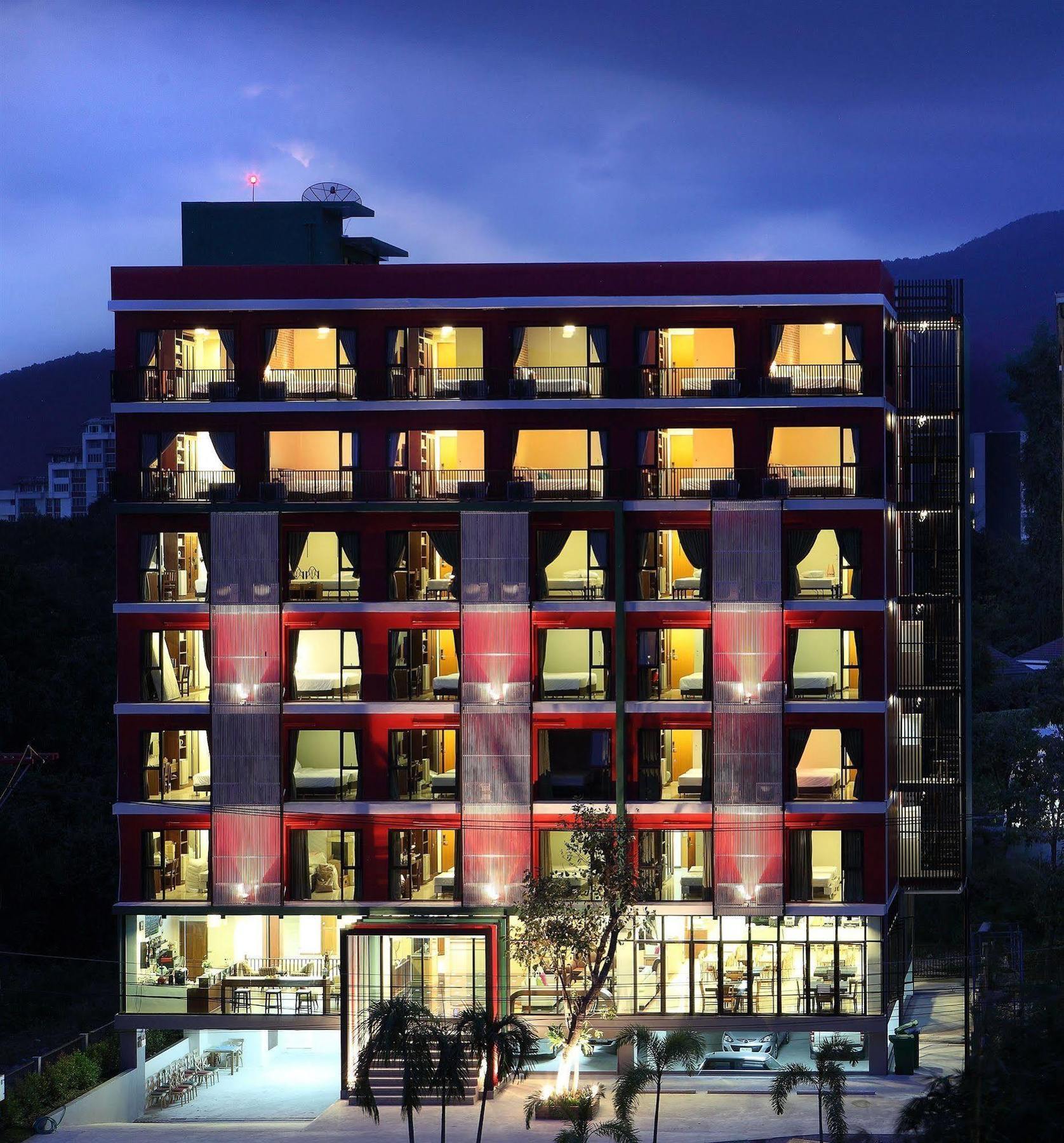 We Valley Hotel Csiangmaj Kültér fotó